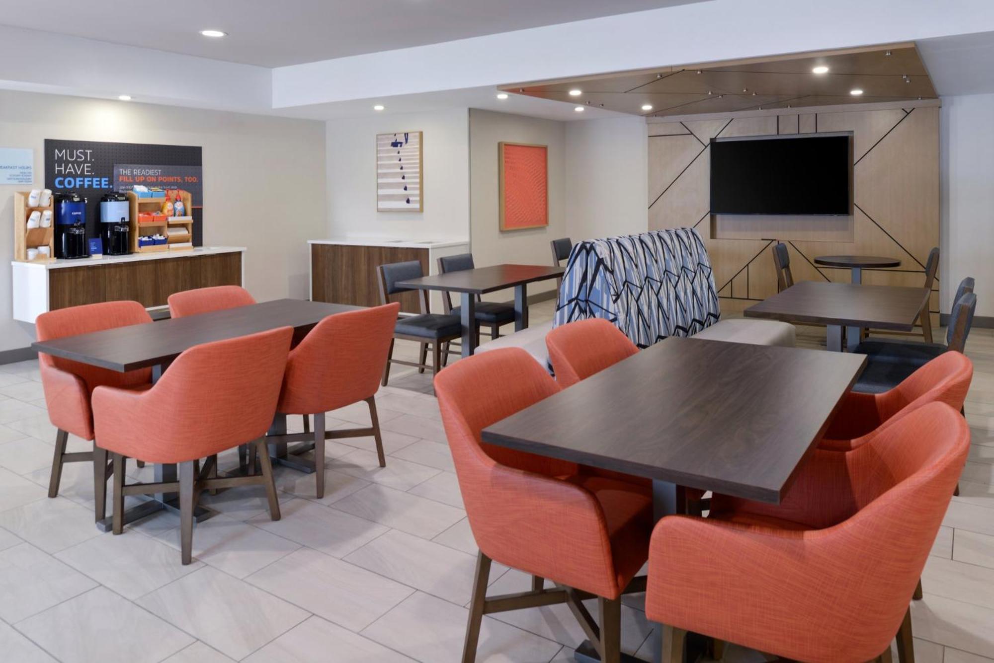 Holiday Inn Express Hotel And Suites Marysville By Ihg Экстерьер фото