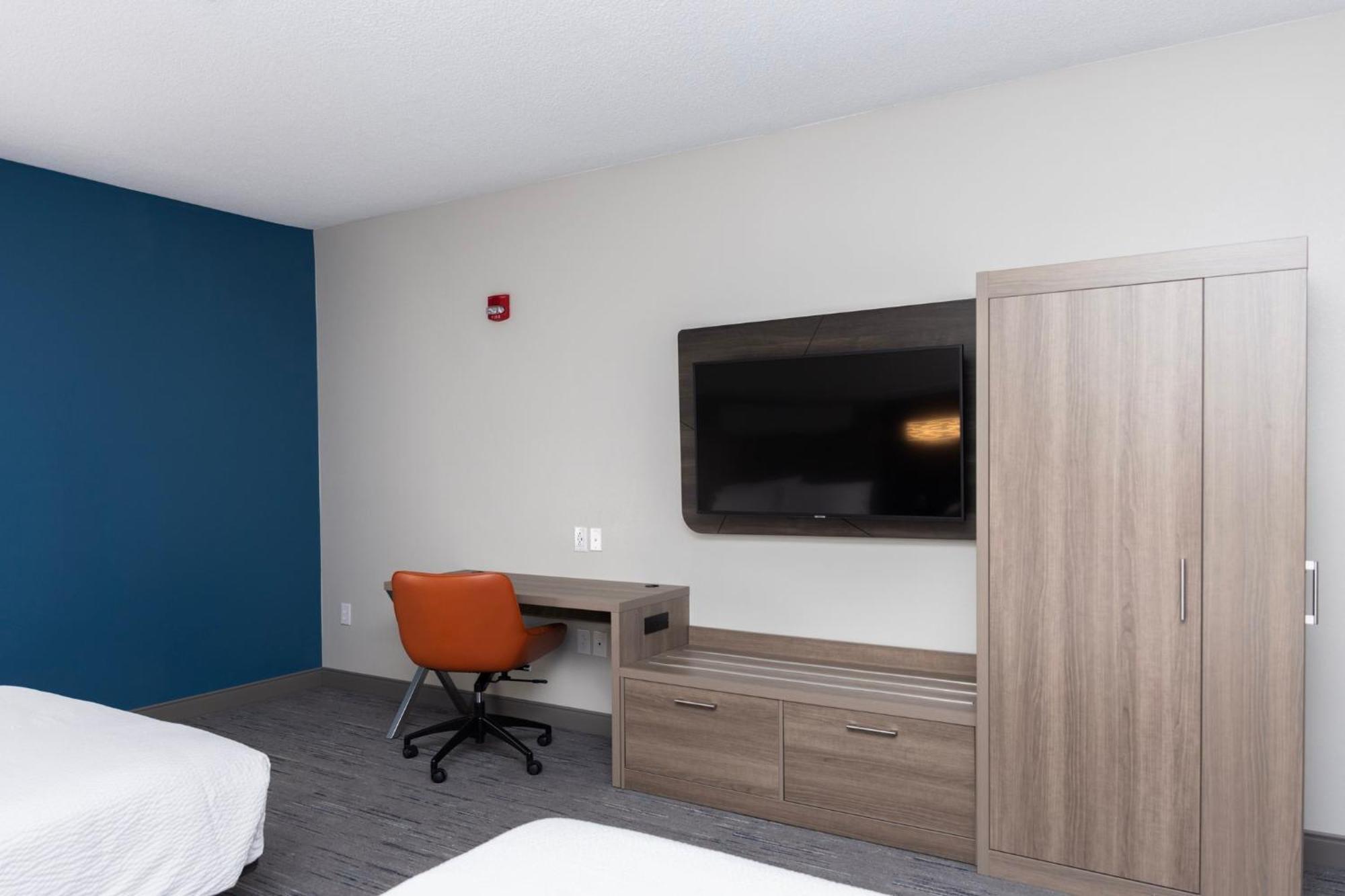Holiday Inn Express Hotel And Suites Marysville By Ihg Экстерьер фото